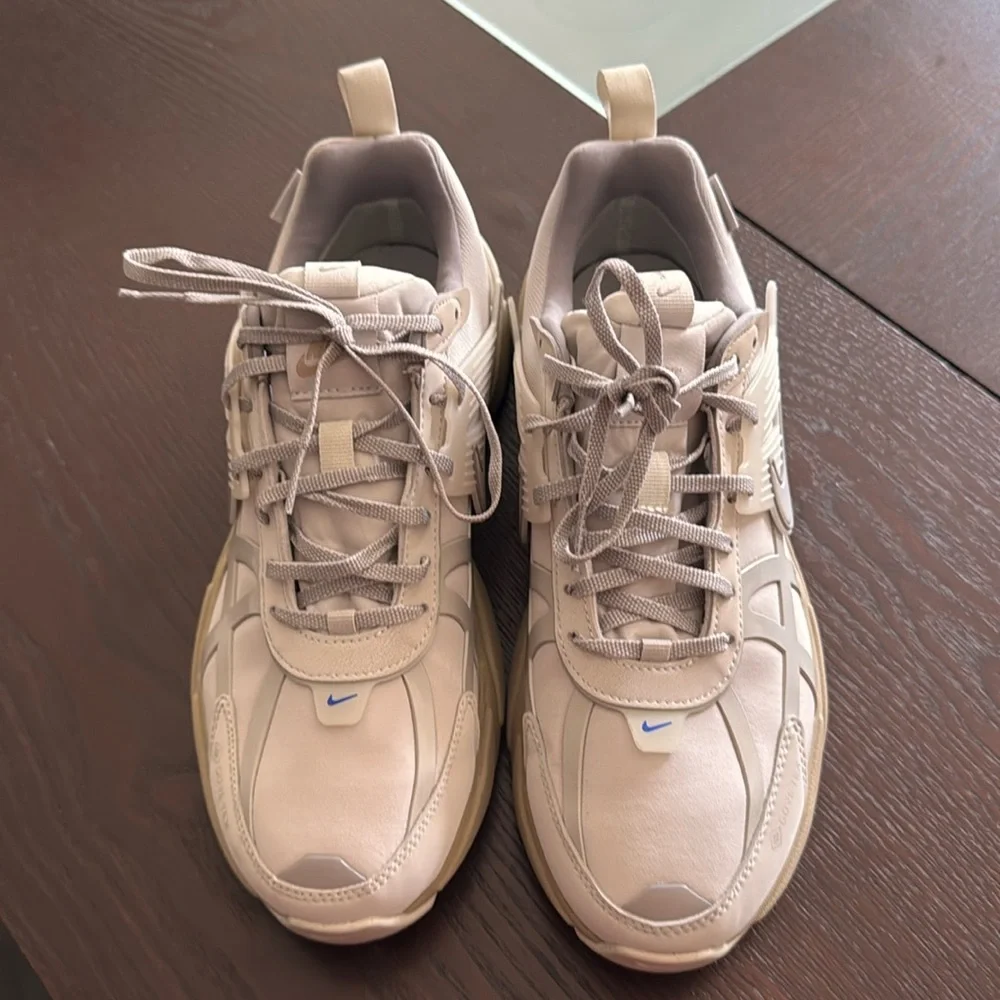 Nike V2K GTX Beige and Gray AND BLUE Sneakers - Picture 1 of 4